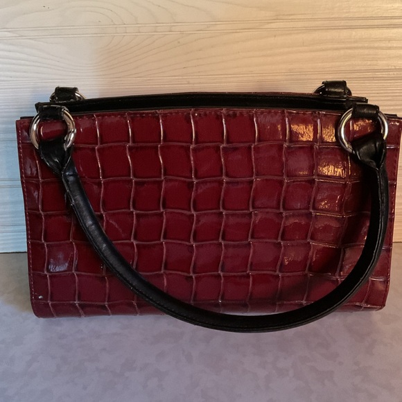Miche Red Crocodile-Embossed Women's Bag - Picture 3 of 8